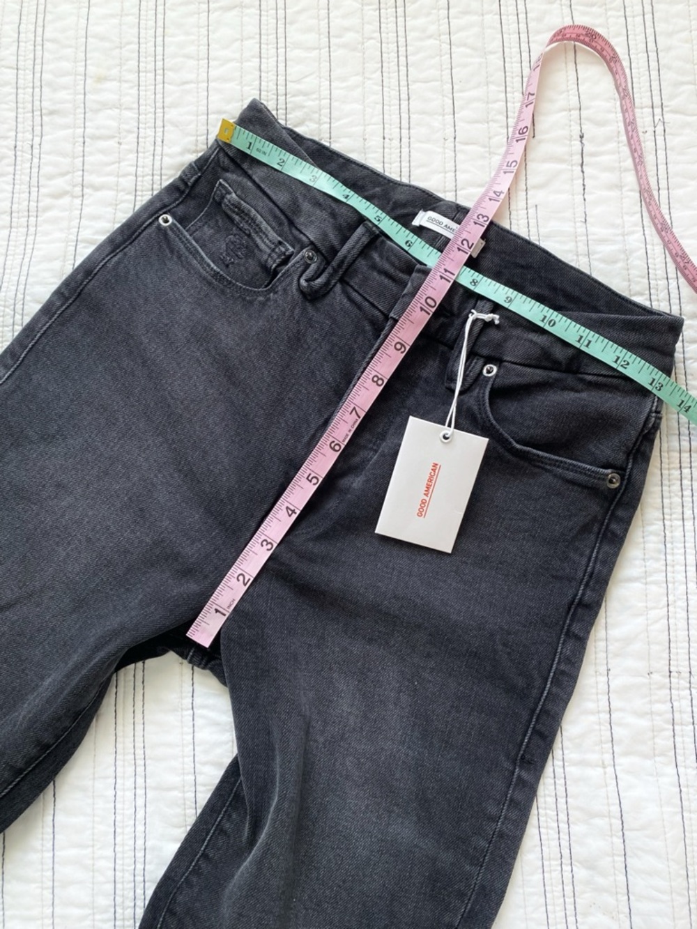 Good American Good Classic High Rise Slim Straight Leg Jeans Black size 4 or 27 - Picture 6 of 9